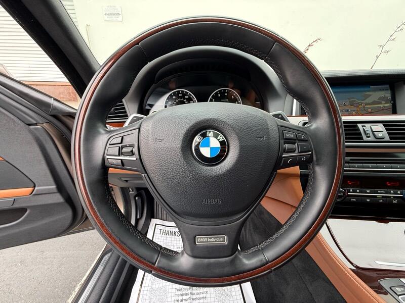 BMW 5-Series 550i 2015 BMW 5-Series 550i 2015