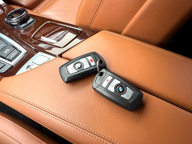 BMW 5-Series 550i 2015 BMW 5-Series 550i 2015