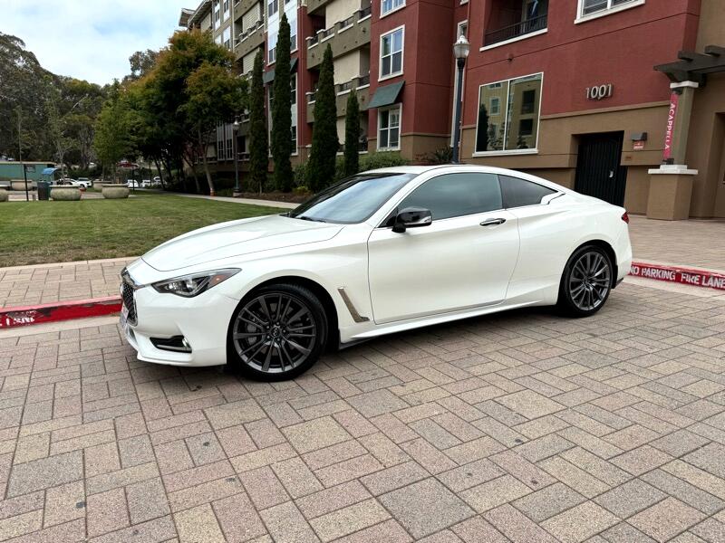 2017 Infiniti Q60 3.0t Sport photo 3