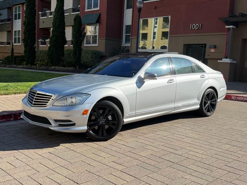Mercedes-Benz S-Class S550 2010