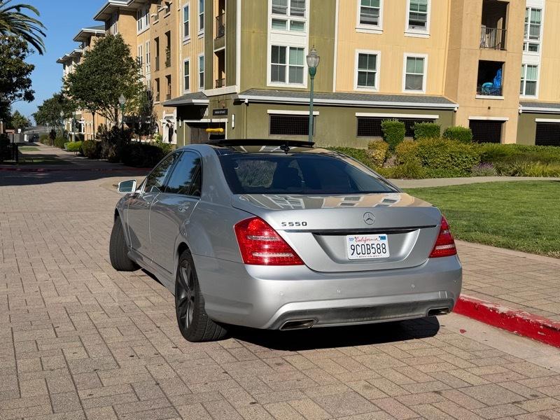 Mercedes-Benz S-Class S550 2010