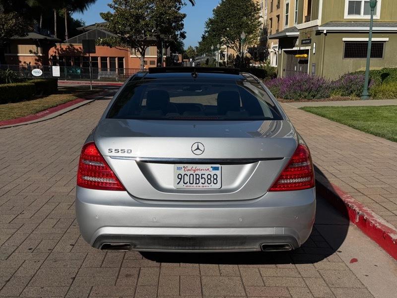 Mercedes-Benz S-Class S550 2010