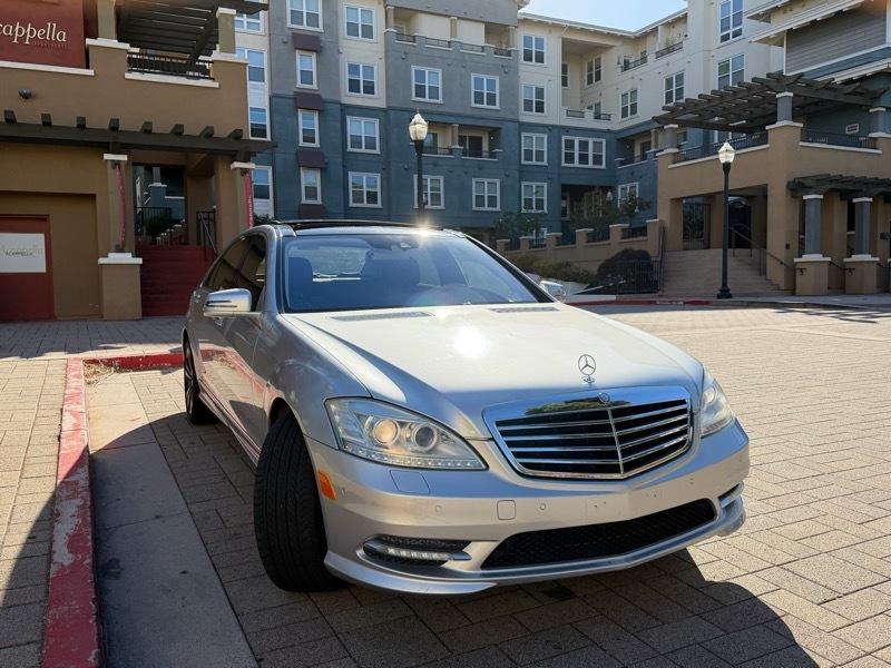 Mercedes-Benz S-Class S550 2010