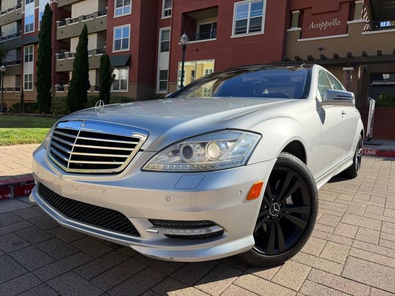 Mercedes-Benz S-Class S550 2010