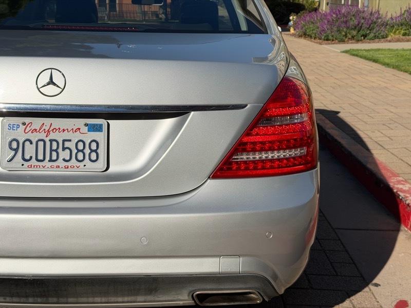 Mercedes-Benz S-Class S550 2010