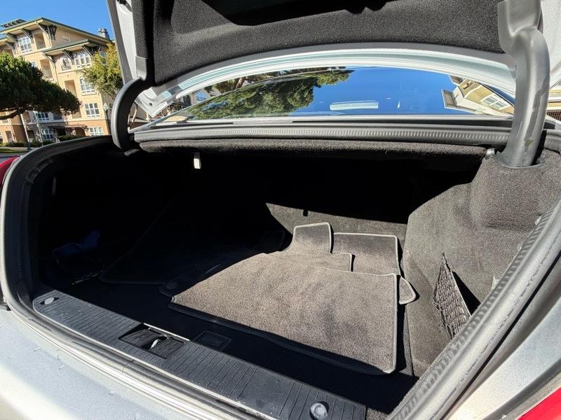 Mercedes-Benz S-Class S550 2010