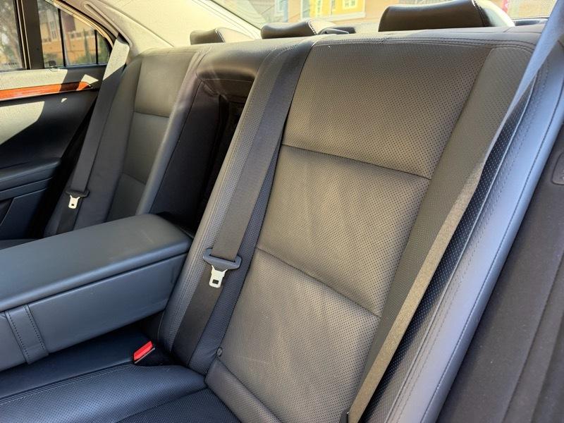 Mercedes-Benz S-Class S550 2010