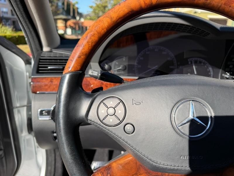 Mercedes-Benz S-Class S550 2010