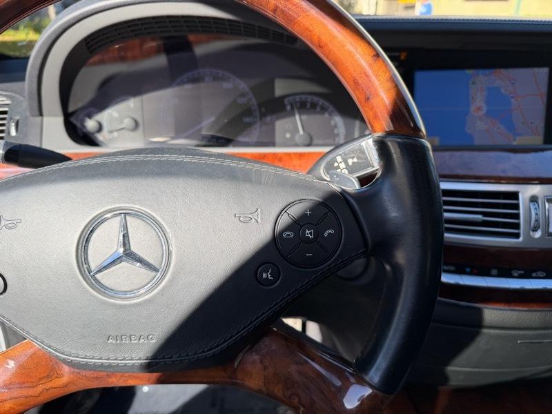 Mercedes-Benz S-Class S550 2010
