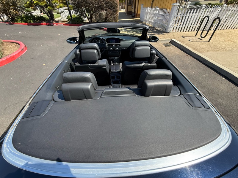 BMW M3 Convertible 2011