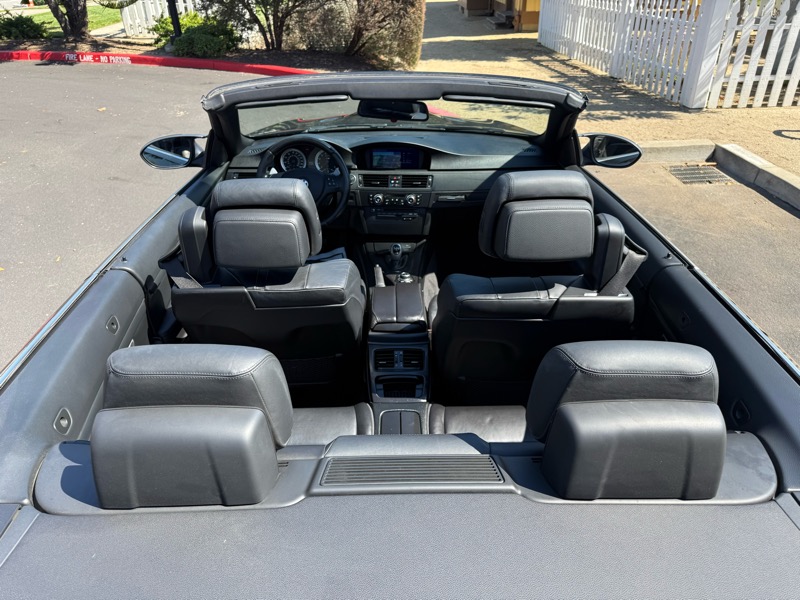 BMW M3 Convertible 2011