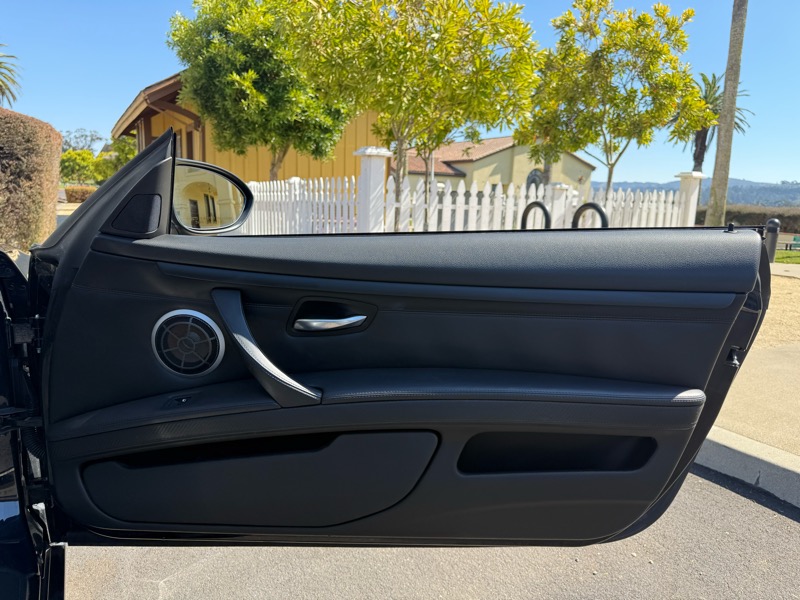 BMW M3 Convertible 2011