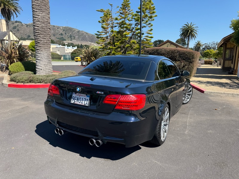 BMW M3 Convertible 2011