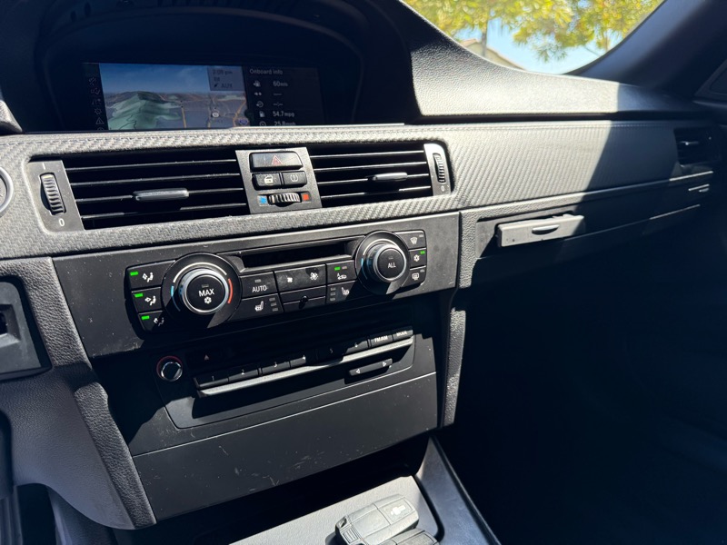 BMW M3 Convertible 2011