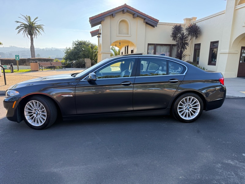 BMW 5-Series 535i 2012