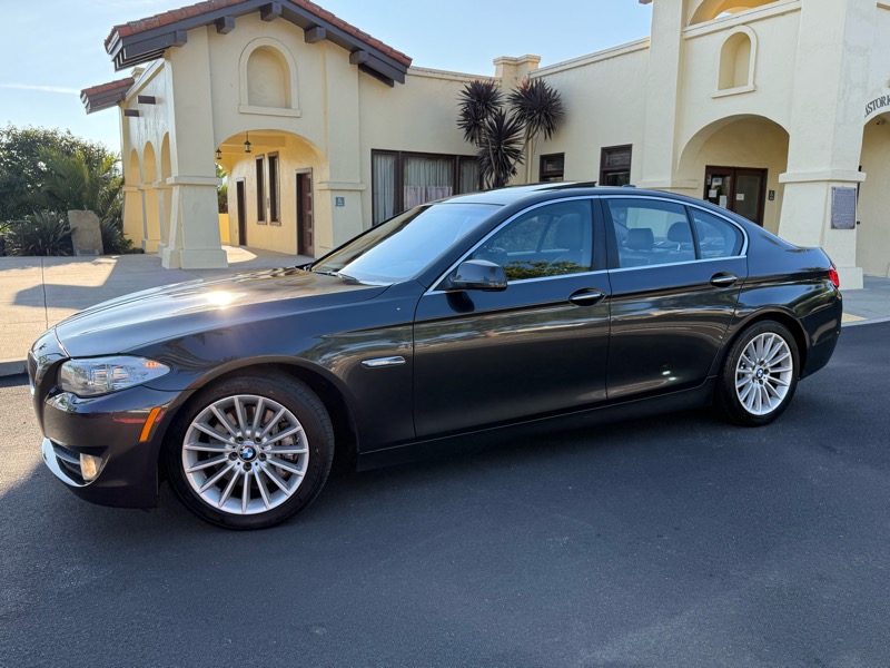 BMW 5-Series 535i 2012