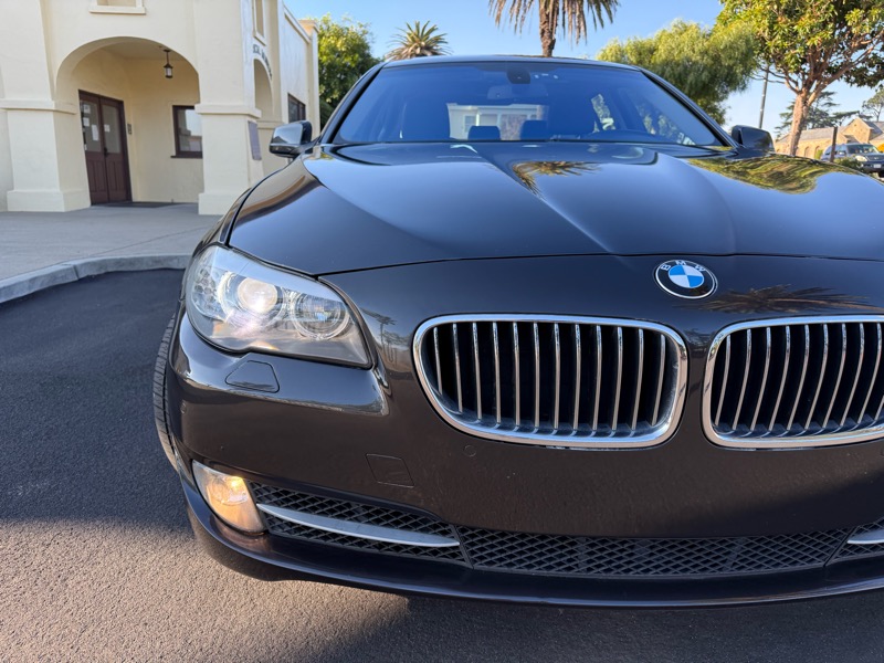 BMW 5-Series 535i 2012