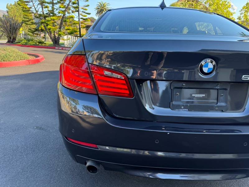 BMW 5-Series 535i 2012