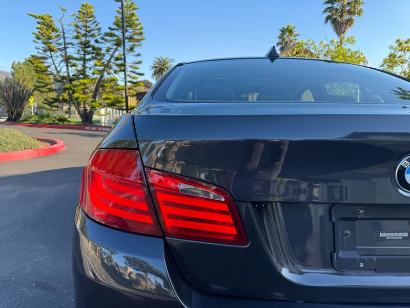 BMW 5-Series 535i 2012