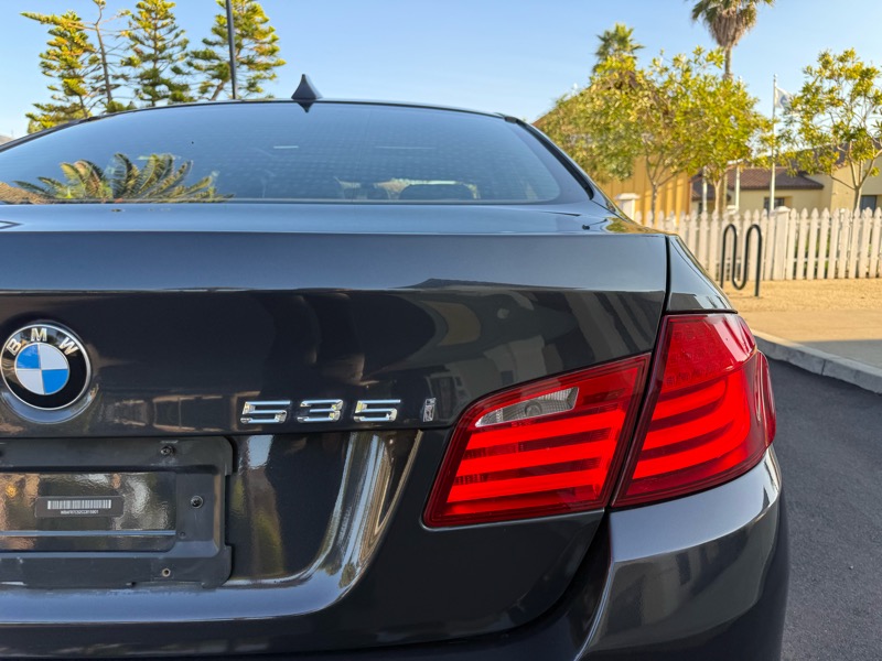 BMW 5-Series 535i 2012