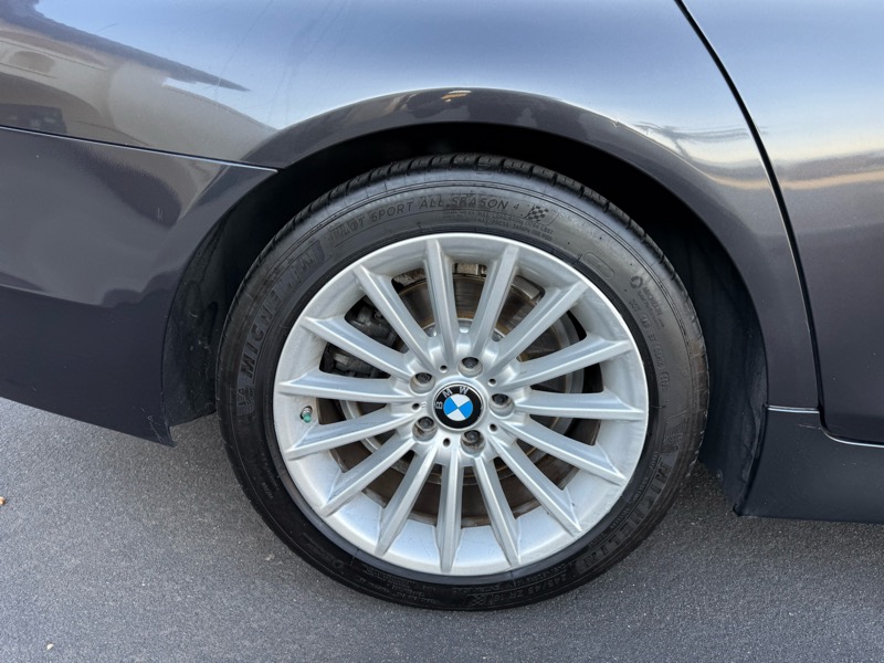 BMW 5-Series 535i 2012