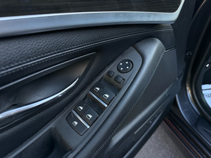 BMW 5-Series 535i 2012