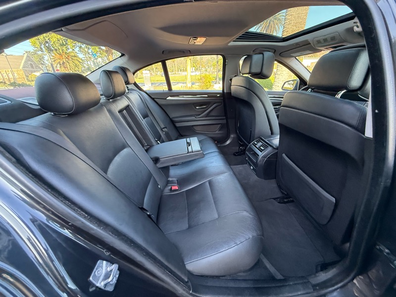 BMW 5-Series 535i 2012