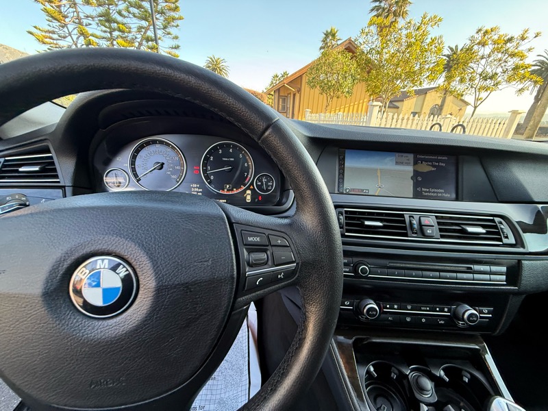 BMW 5-Series 535i 2012