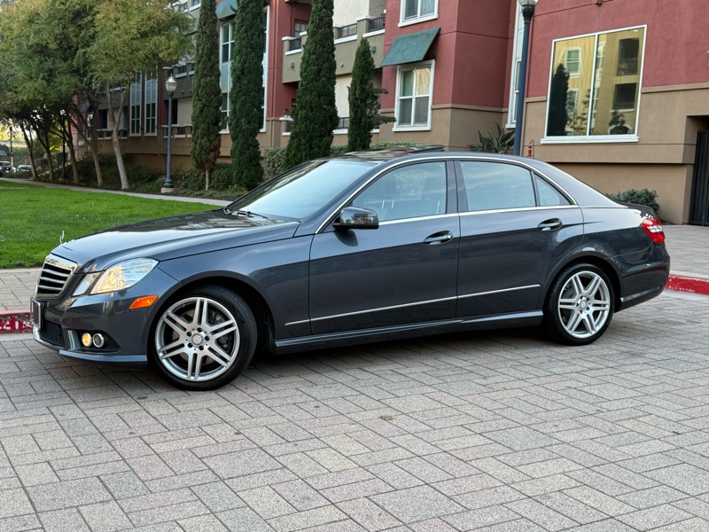Mercedes-Benz E-Class E550 Sedan 2010