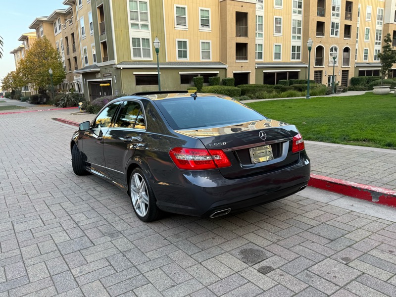 Mercedes-Benz E-Class E550 Sedan 2010