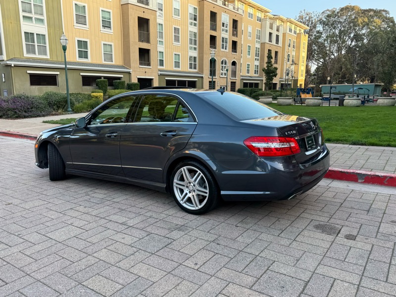 Mercedes-Benz E-Class E550 Sedan 2010