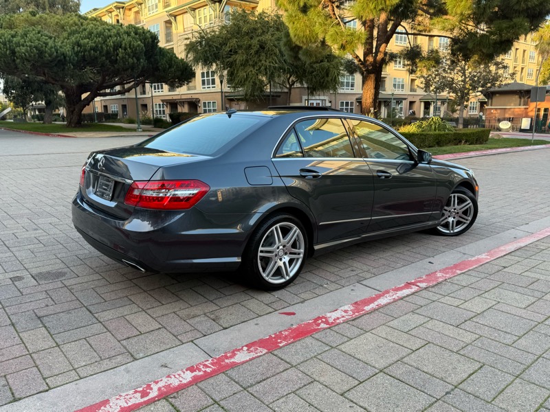 Mercedes-Benz E-Class E550 Sedan 2010