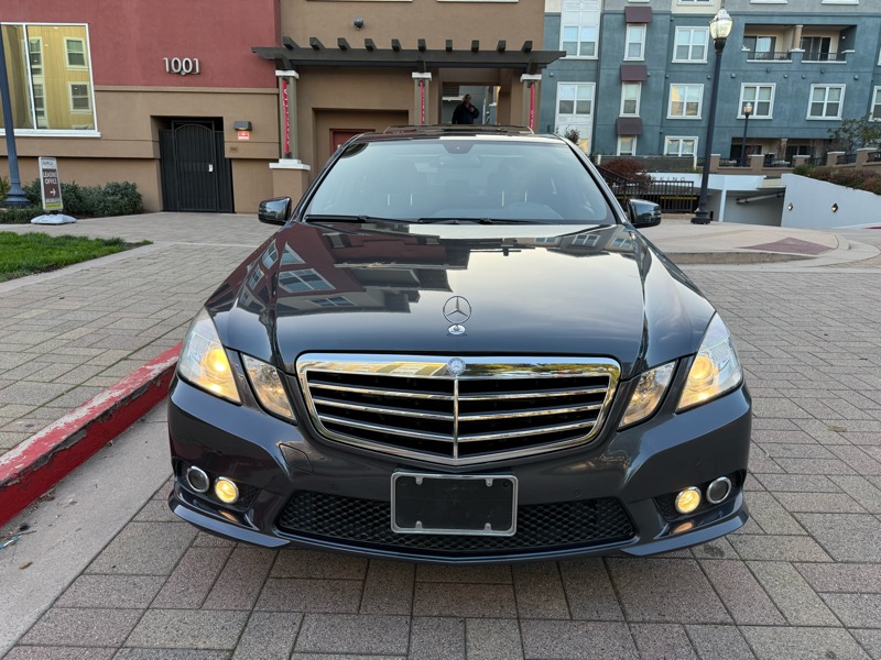 Mercedes-Benz E-Class E550 Sedan 2010