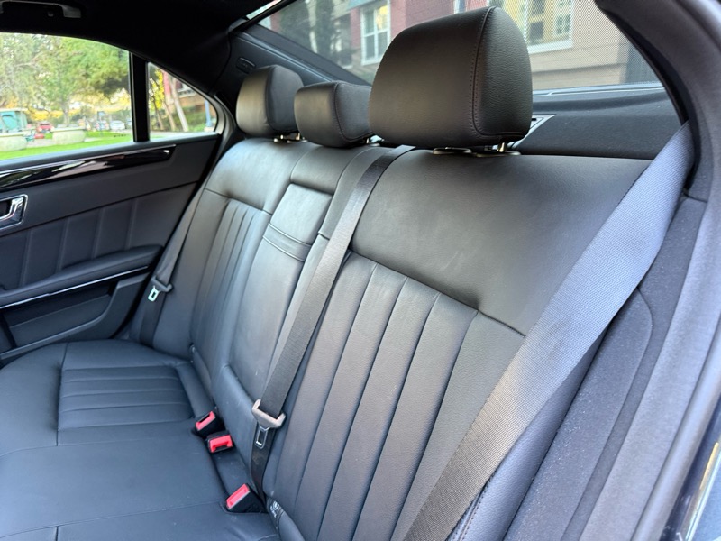 Mercedes-Benz E-Class E550 Sedan 2010