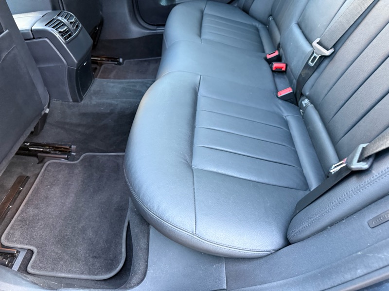 Mercedes-Benz E-Class E550 Sedan 2010