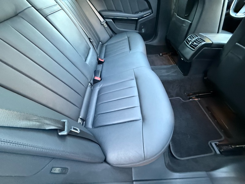 Mercedes-Benz E-Class E550 Sedan 2010