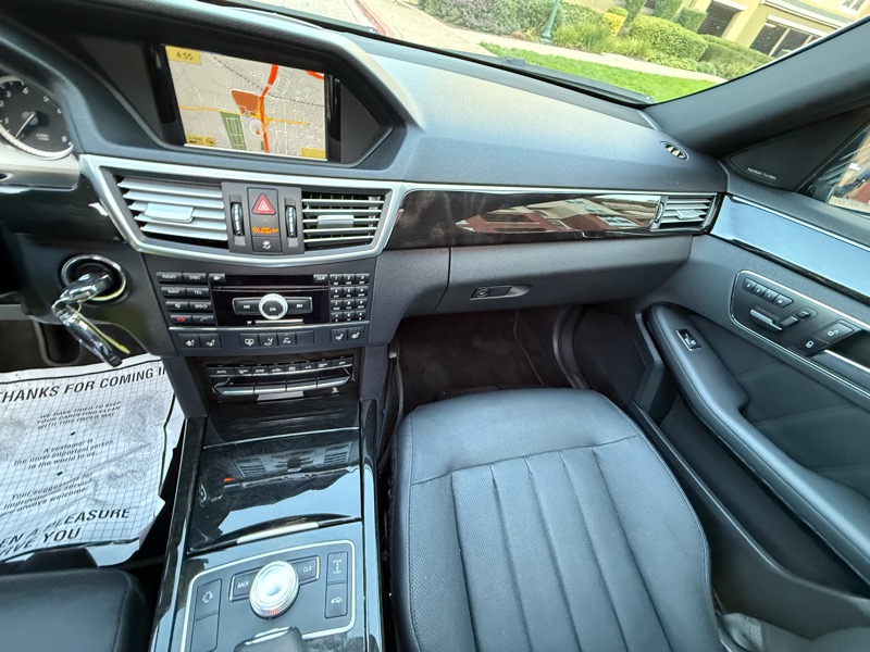 Mercedes-Benz E-Class E550 Sedan 2010