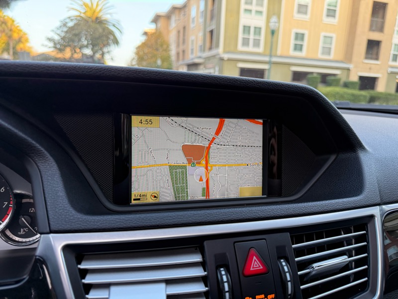 Mercedes-Benz E-Class E550 Sedan 2010