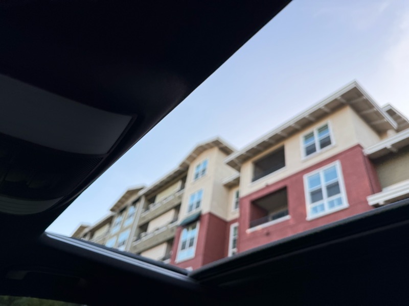 Mercedes-Benz E-Class E550 Sedan 2010