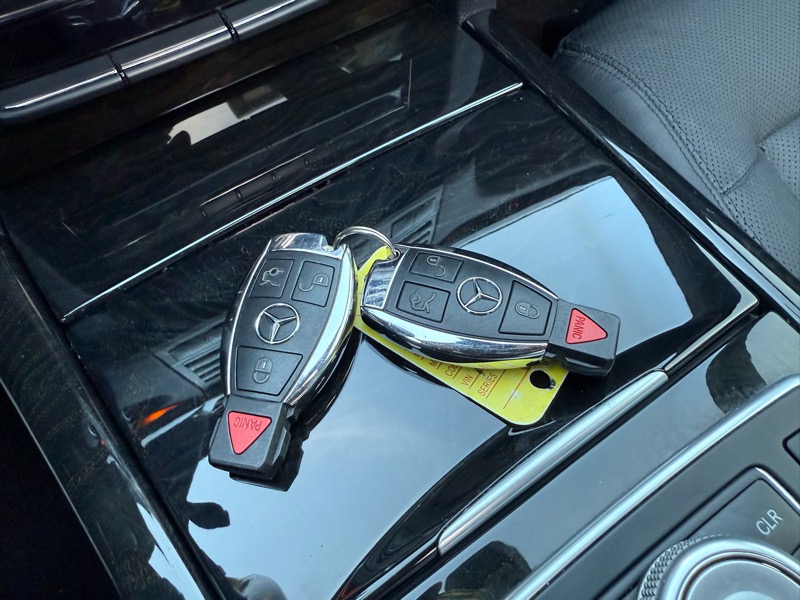 Mercedes-Benz E-Class E550 Sedan 2010