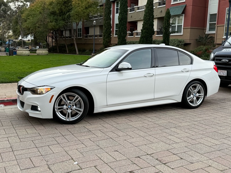 BMW 3-Series 330i SULEV Sedan 2017