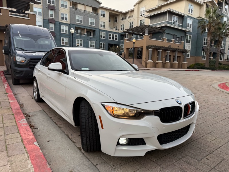 BMW 3-Series 330i SULEV Sedan 2017