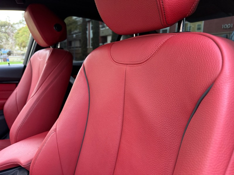 BMW 3-Series 330i SULEV Sedan 2017