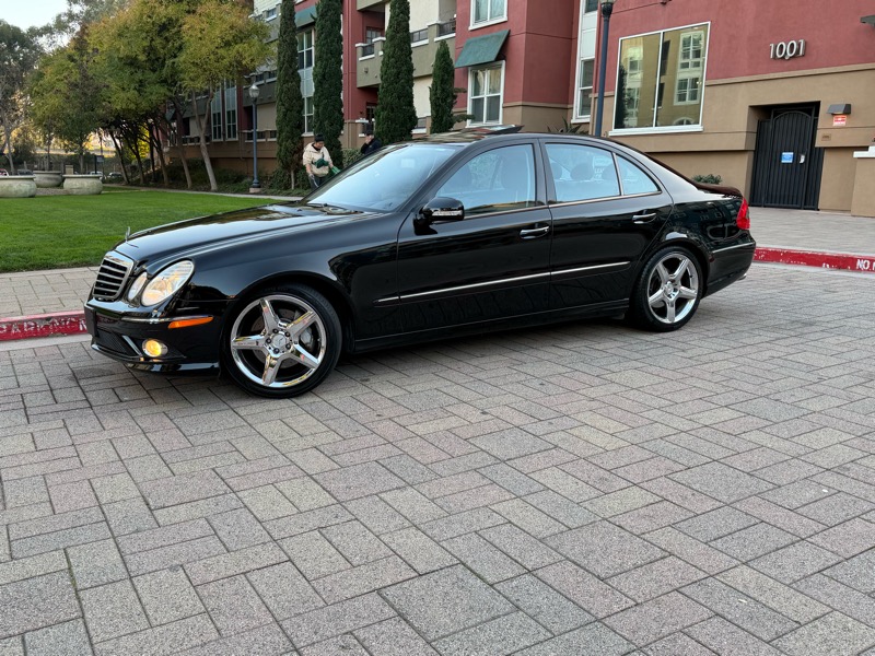 Mercedes-Benz E-Class E550 Sedan 2009