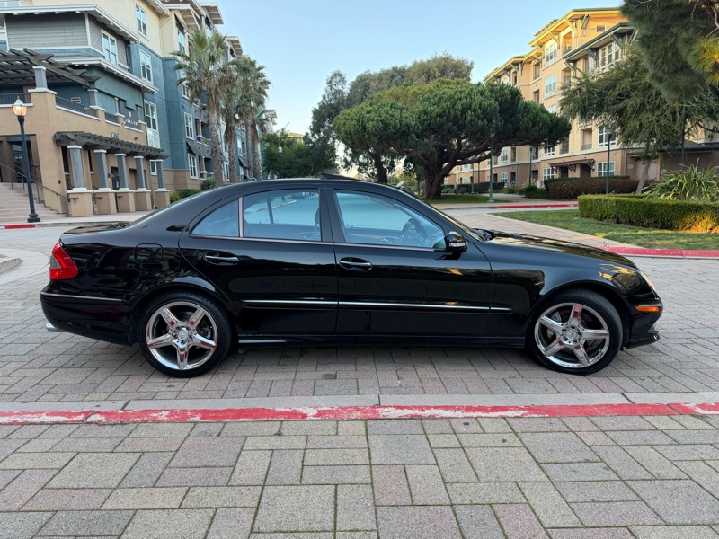 Mercedes-Benz E-Class E550 Sedan 2009