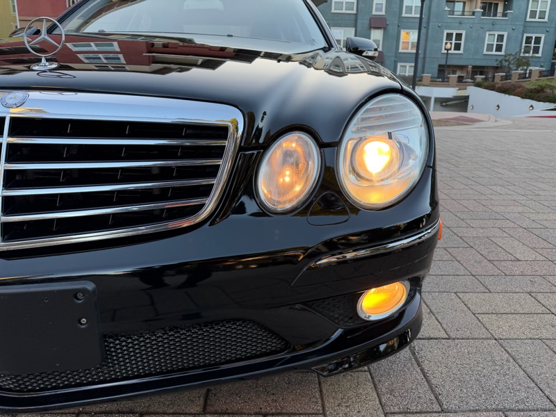 Mercedes-Benz E-Class E550 Sedan 2009