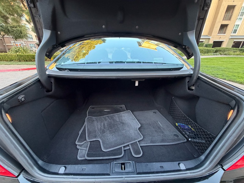 Mercedes-Benz E-Class E550 Sedan 2009