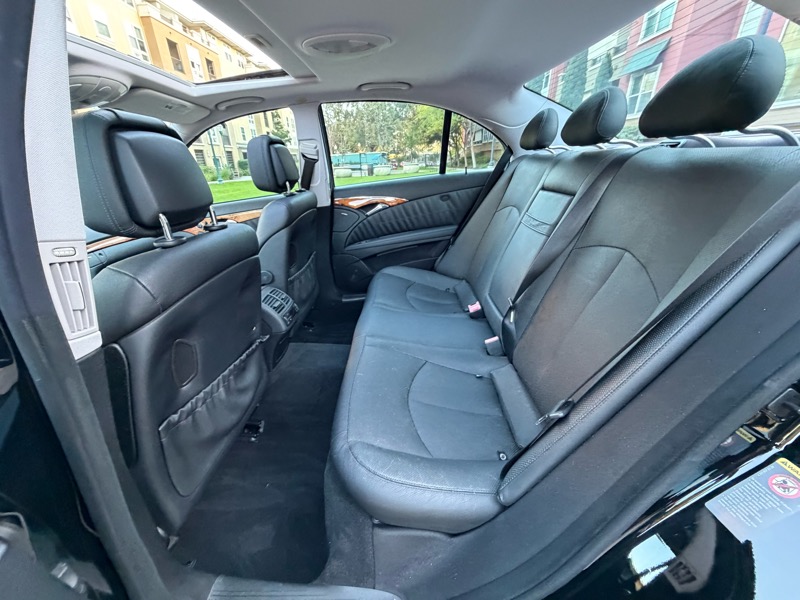 Mercedes-Benz E-Class E550 Sedan 2009