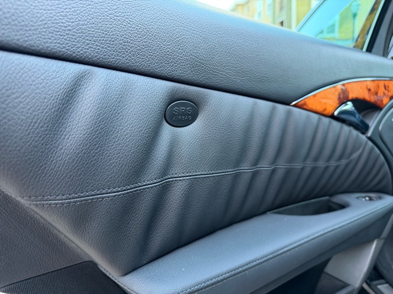 Mercedes-Benz E-Class E550 Sedan 2009