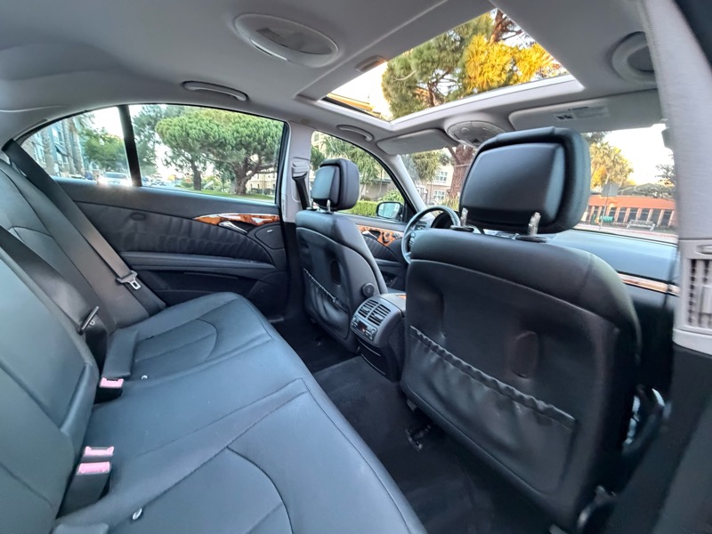 Mercedes-Benz E-Class E550 Sedan 2009